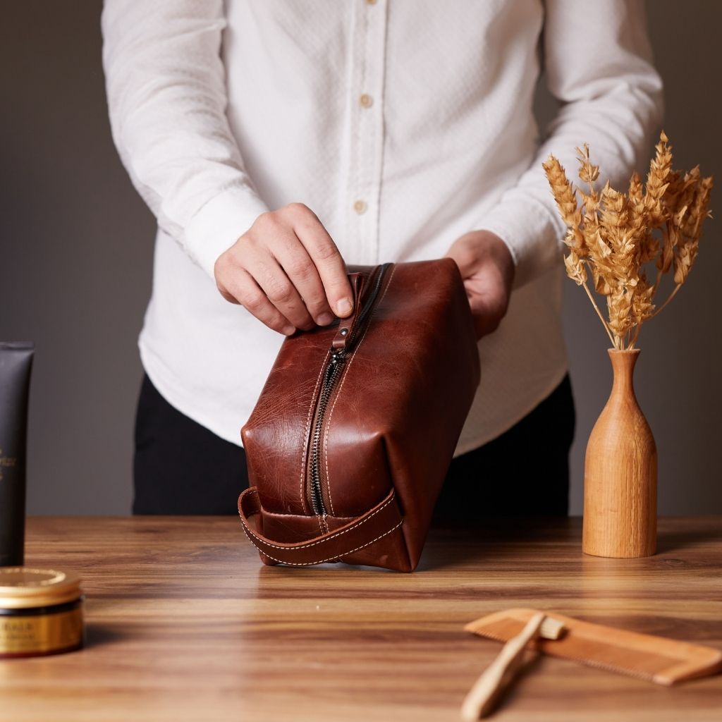 Leather Dopp Kit by Hardiston - premium Dopp Kits